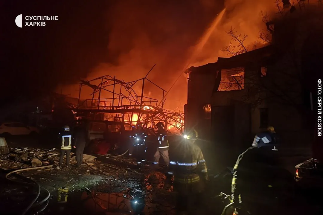 Враг ударил по Харькову: есть прилеты по гражданским объектам. Фото