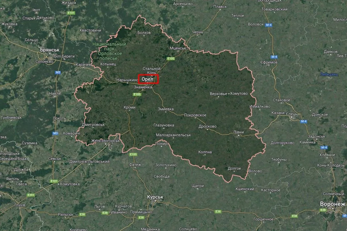 Обрушилась крыша, есть значительные разрушения: появились новые данные о последствиях атаки дронов на Орловскую область